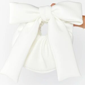Show Me Your MuMu White Bow Bag